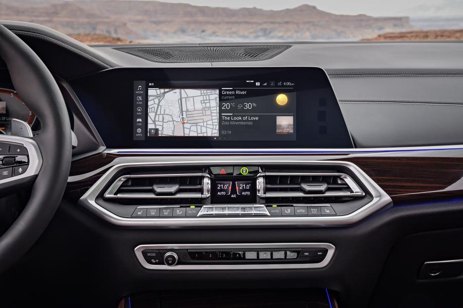 Детали интерьера BMW X5 xDrive30d M Sport (G05) 2018 года  (WW) (фото 38 из 75)